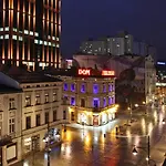 Centre Point Ilumino Apartment